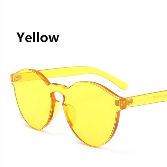 Beautiful sunny sunglasses in different colors. - Picture 4 of 8